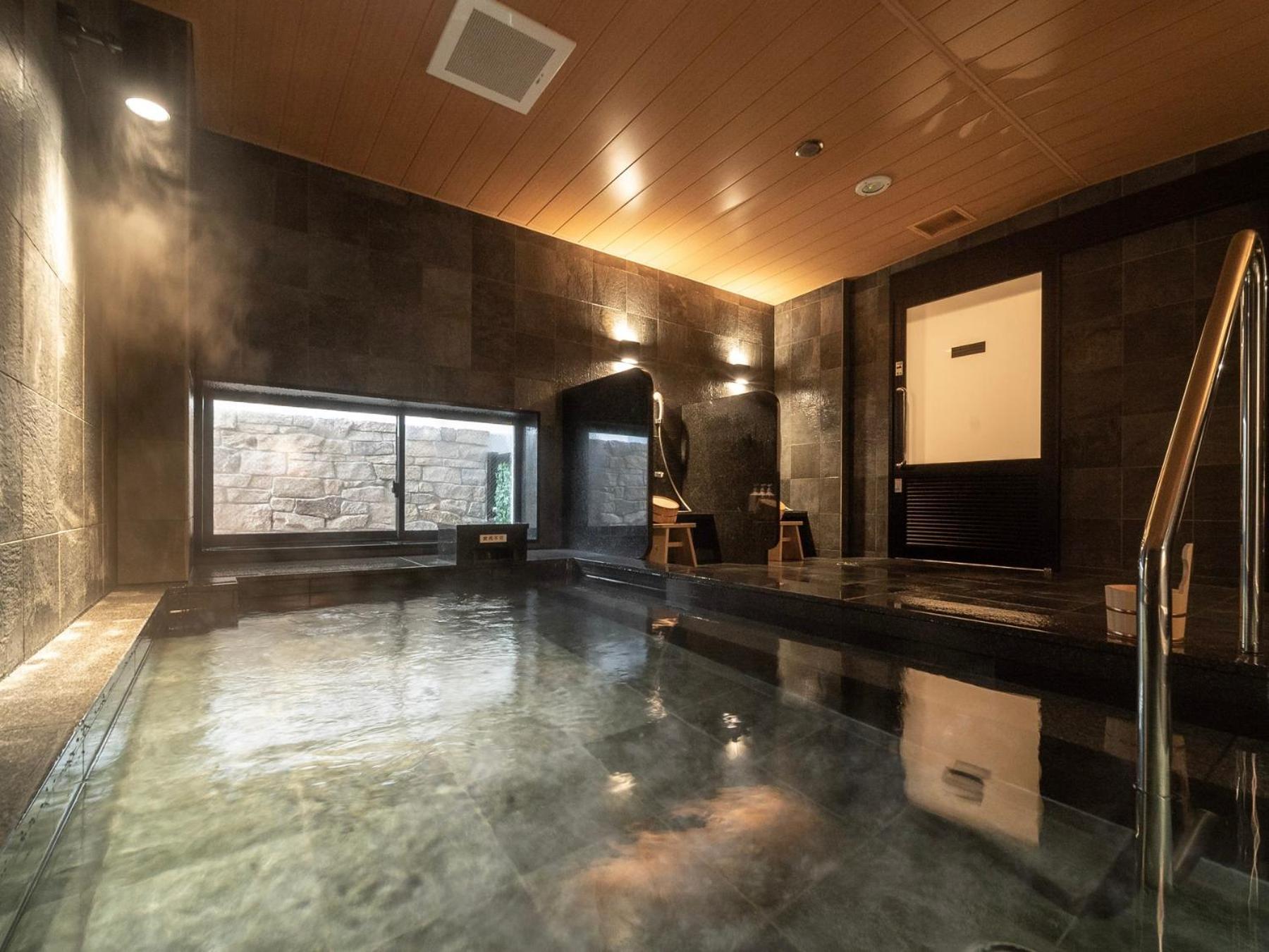Super Hotel Kumamoto Ekimae Natural Hot Springs Extérieur photo
